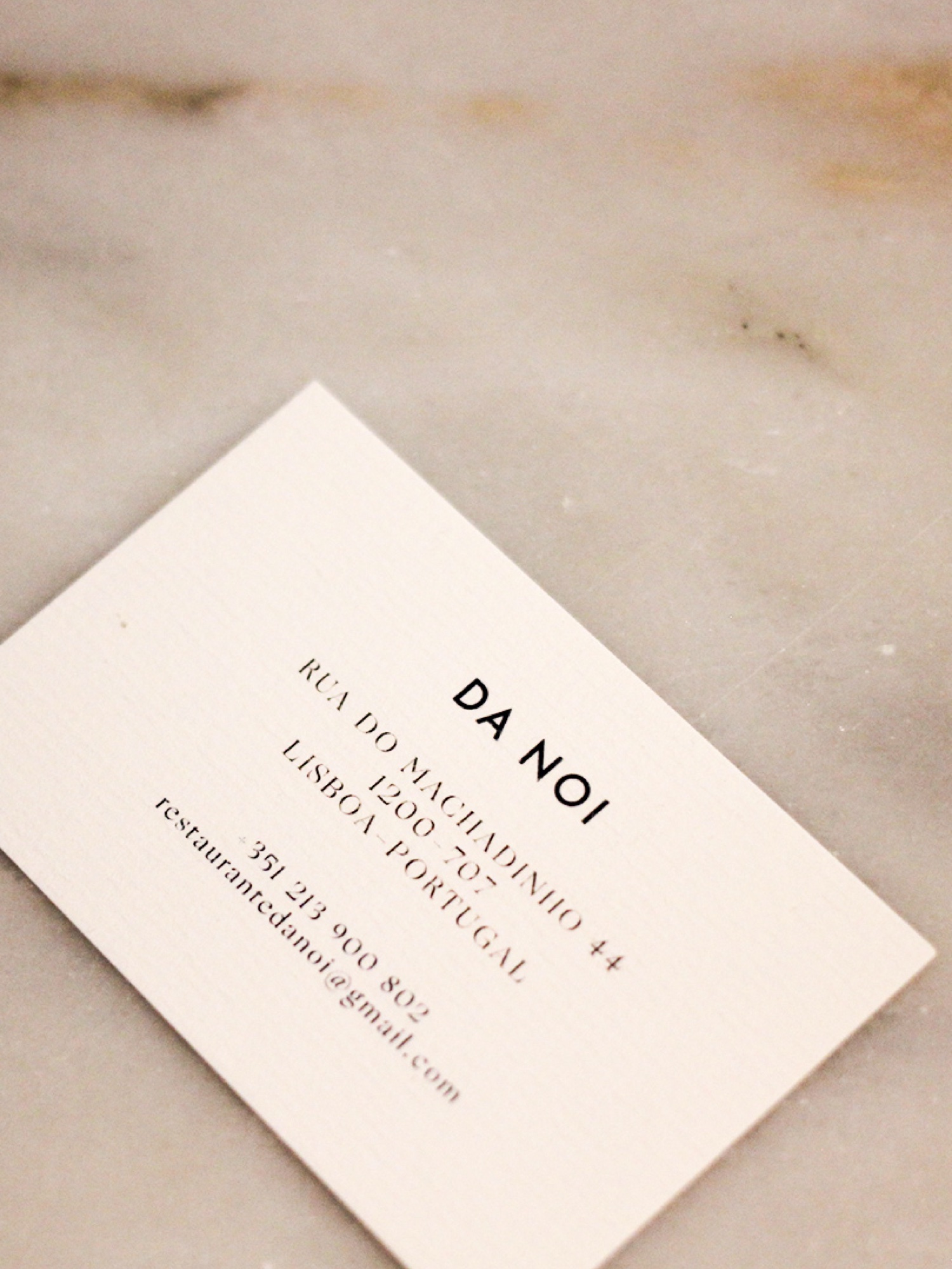 Da Noi restaurant merchandise Lisbon — Volet